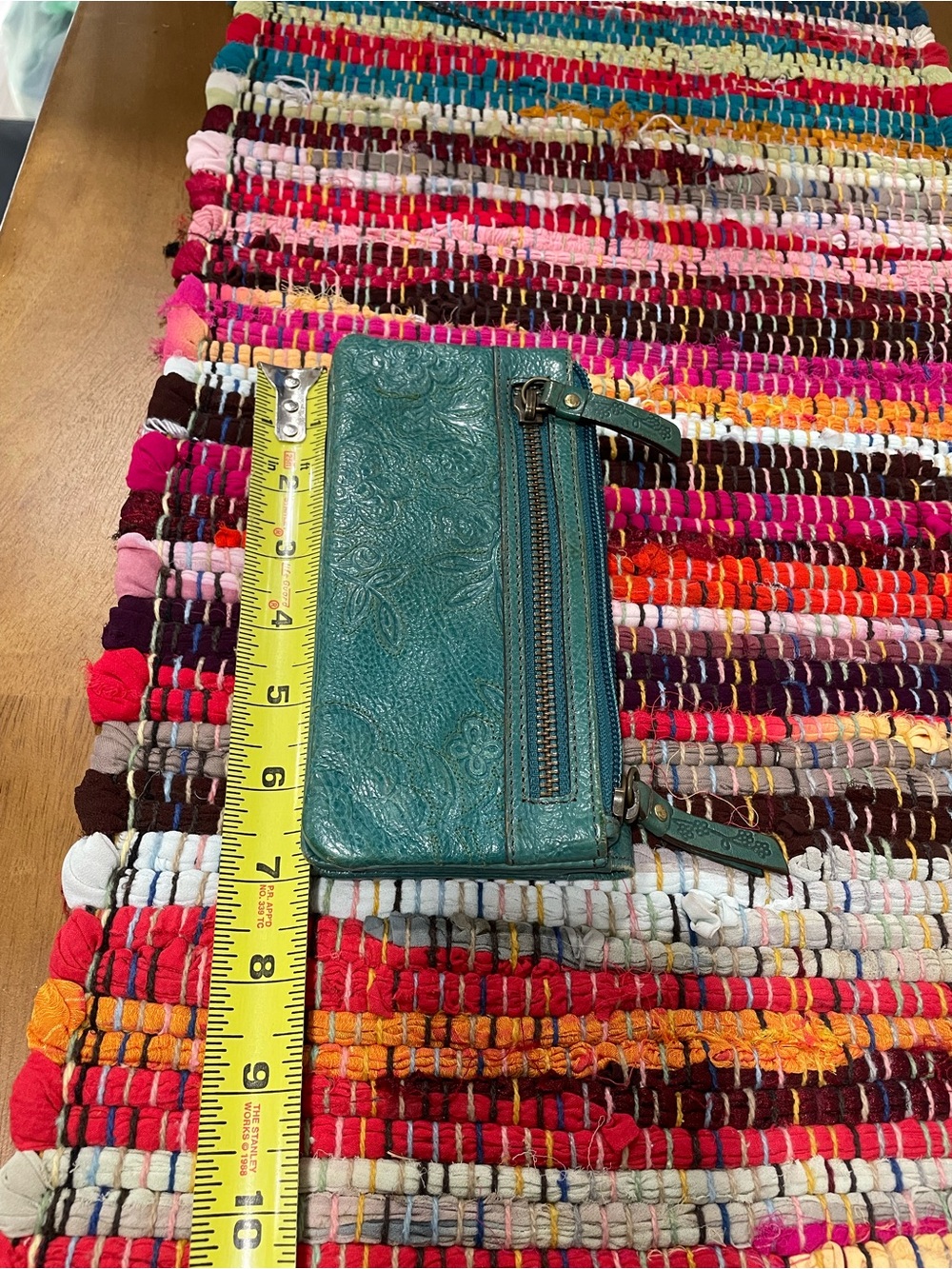 Fossil Teal Floral Embossed Leather Zip Wallet - Picture 8 of 8